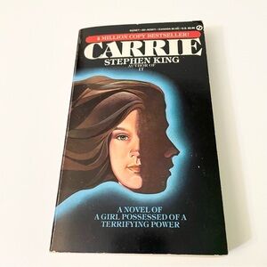 Carrie by Stephen King 1975 First Signet Printing Paperback Book